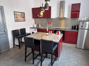 Horno y placa de cocina