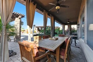 Outdoor dining