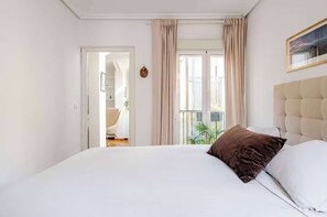 1 Schlafzimmer, Bügeleisen/Bügelbrett, Reisekinderbett, WLAN