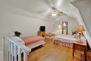 3 bedrooms, free WiFi, bed sheets