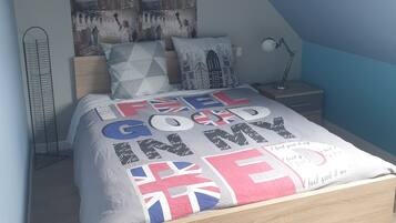 4 chambres, fer et planche à repasser, Wi-Fi, literie fournie