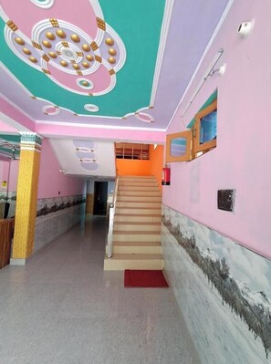 Classic Double Room, 1 Double Bed, Balcony, Mountain View | Living area - Hotel Mountain Paradise Barkot (Barkot)