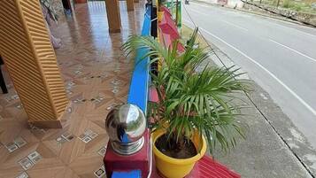 واجهة المنشأة