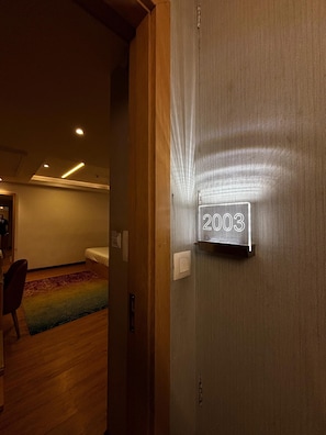 Cubrecamas, wifi gratis y ropa de cama