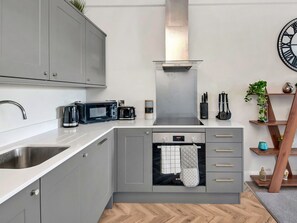 Microondas, horno, lavavajillas, tostadora