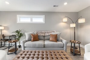 TV - The Birches Condotel Unit 2 (Lake Leelanau)