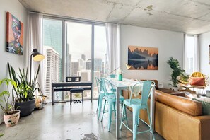 Smart TV, books, offices