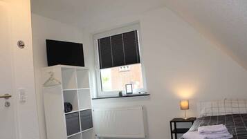 Lit parapluie, Wi-Fi gratuit, draps fournis
