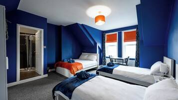 Iron/ironing board, WiFi, bed sheets