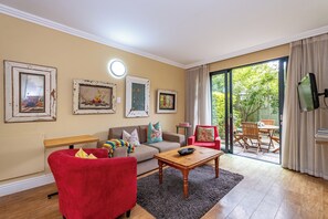 Family Apartment | Living room