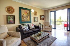 Comfort appartement, 2 slaapkamers | Woonkamer