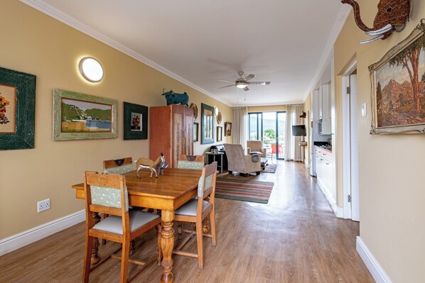 Comfort appartement, 2 slaapkamers | Dineerruimte