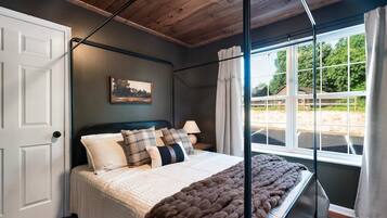 3 habitaciones, tabla de planchar con plancha, cuna de viaje y wifi