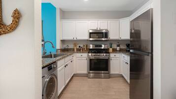 Apartment | 1 bedroom, Internet