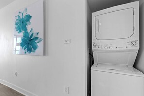 Interior - 18th Floor - Water View With Balcony (Hallandale Beach)