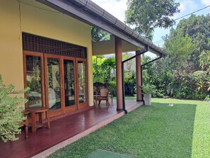 Garden - 19 St. Stephen's Villa (Colombo)