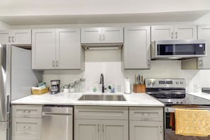 Apartment (1 Bedroom) | Interior