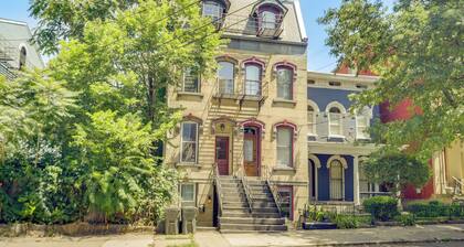 Cincy Apt 1 Mi to Findlay Market, 2 Mi to Downtown