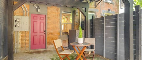 Apartment (1 Bedroom) | Front of property