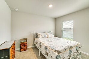 Interior - 3 Mi to Port Charlotte Beach Park: Home w/ Patio! (Port Charlotte)