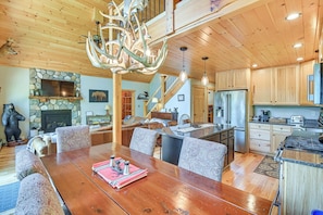 House (4 Bedrooms) | Interior
