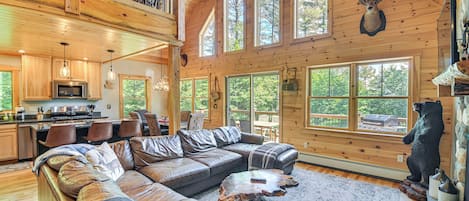 Hús (4 Bedrooms) | Að innan