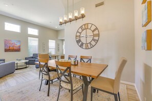 Casa (2 Bedrooms) | Interior