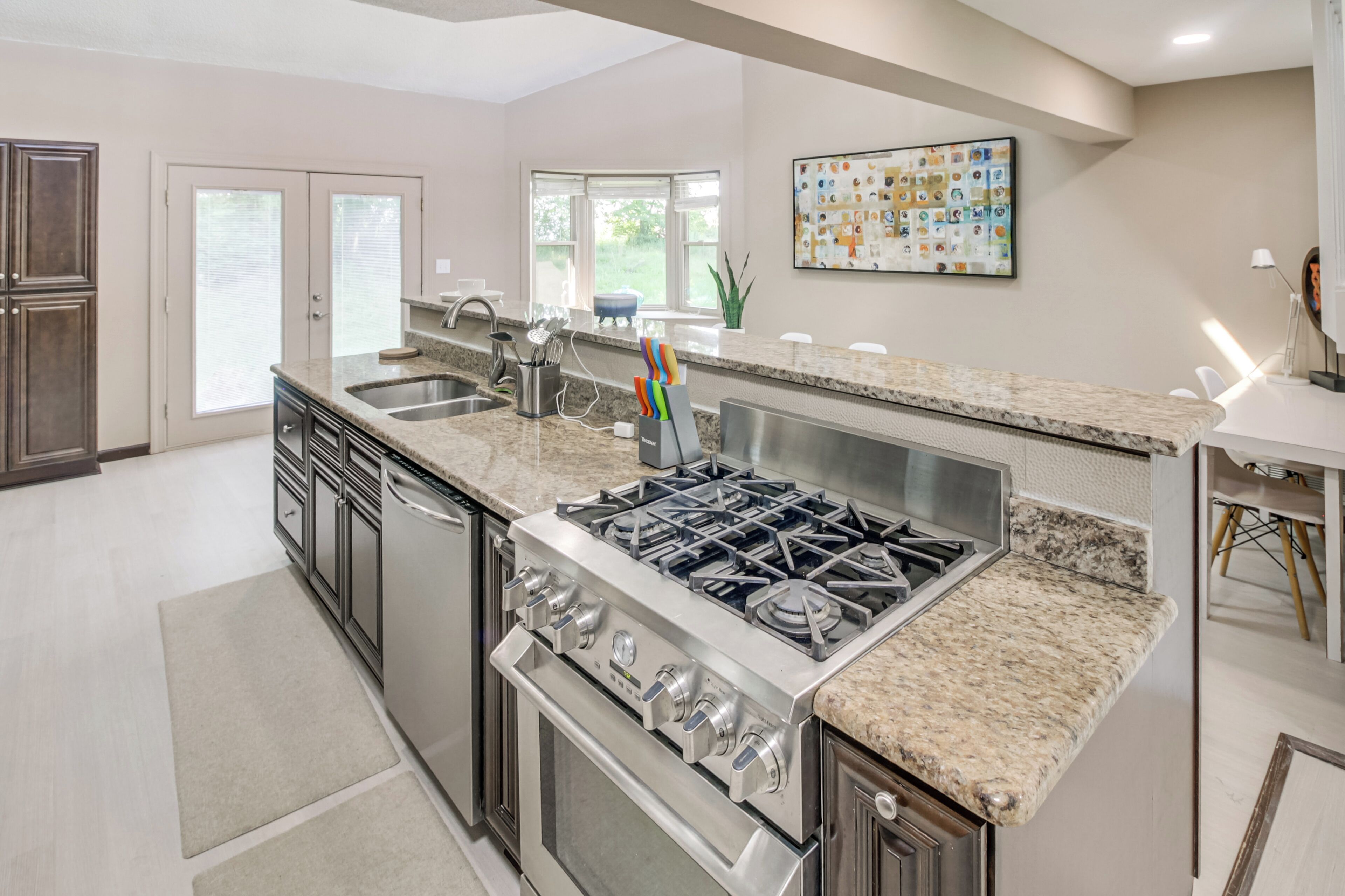 House (3 Bedrooms) | Interior