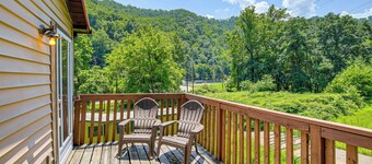 1 Mi to Hatfield-mccoy Trails: Apt in Matewan