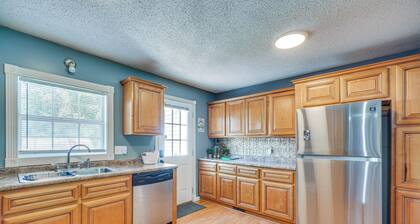 Hike, Fish & Ride: Pet-friendly Huntsville Home