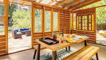 Cottage (1 Bedroom) | Front of property