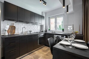 Apartment | 2 bedrooms, Internet - Colorful Bright 2BR on Iconic Calea Victoriei (Bucharest)