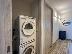 Apartemen | 2 kamar tidur dan internet