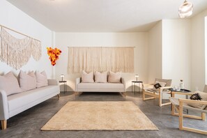 Villa | 1 bedroom, Internet - Casa Lumos - Superior Suite in Centro Historico (Oaxaca)