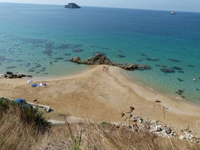 Bluewhite Studio - Mountain View by the Pool