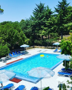 Room - Bluewhite Studio - Mountain View by the Pool (Kefalonia)