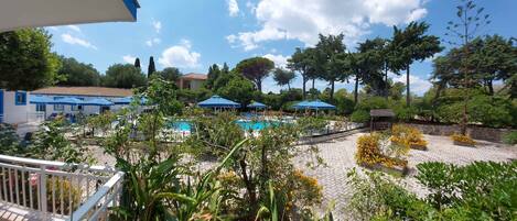 Studio, roken | Exterieur