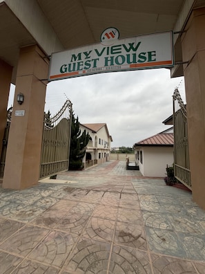 Façade de l’hébergement