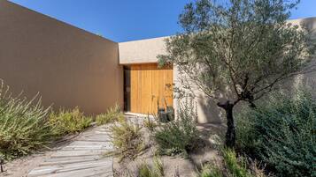 3 bedrooms