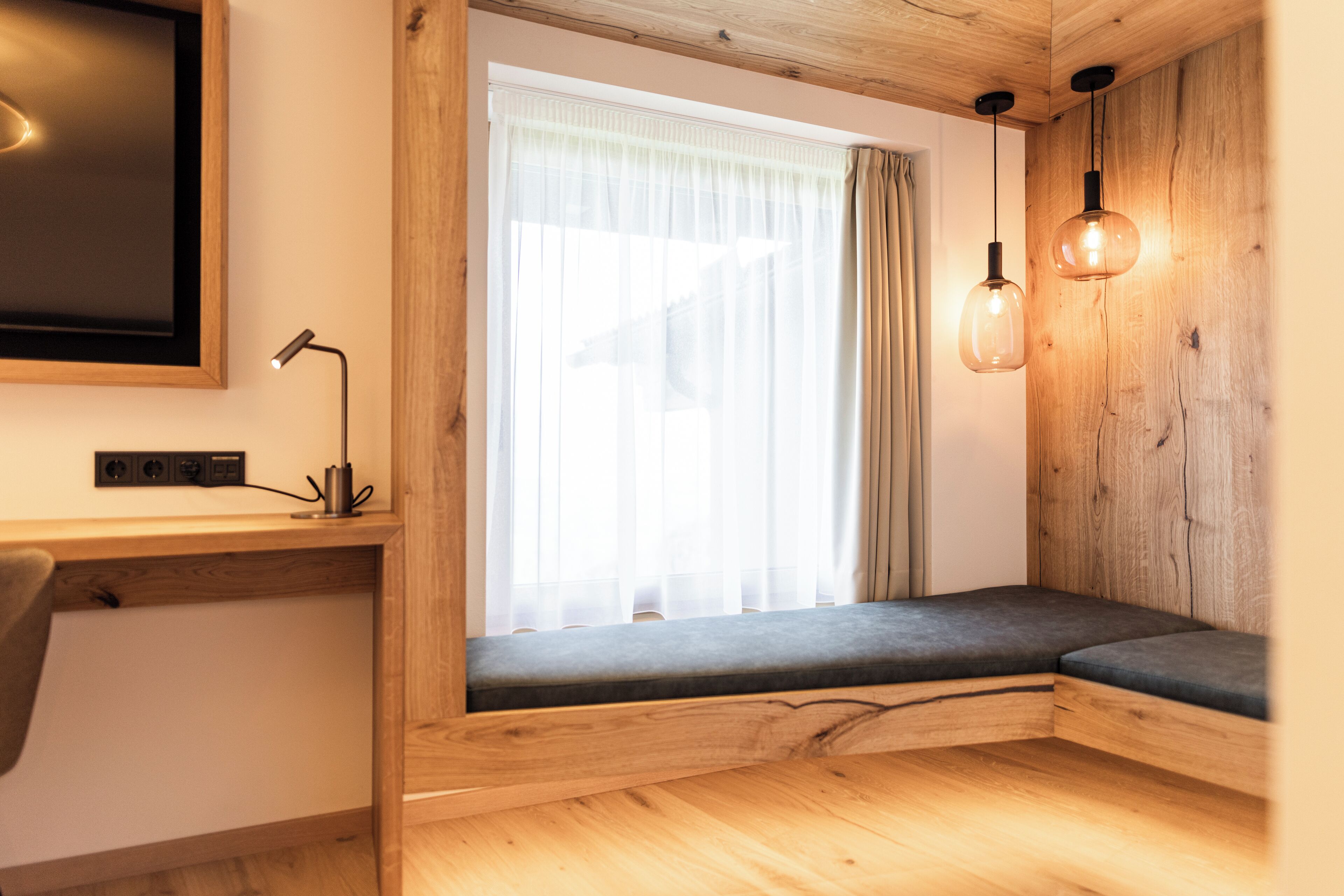 Superior Double Room, Valley View | Minibar, in-room safe, blackout drapes, free WiFi