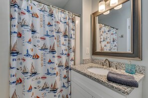 Towels - Sea Ya Soon - 2 Bedroom Oceanview Condo (Carolina Beach)