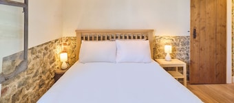Host & Stay | Old Stone Cottage