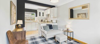 Host & Stay | Castle View