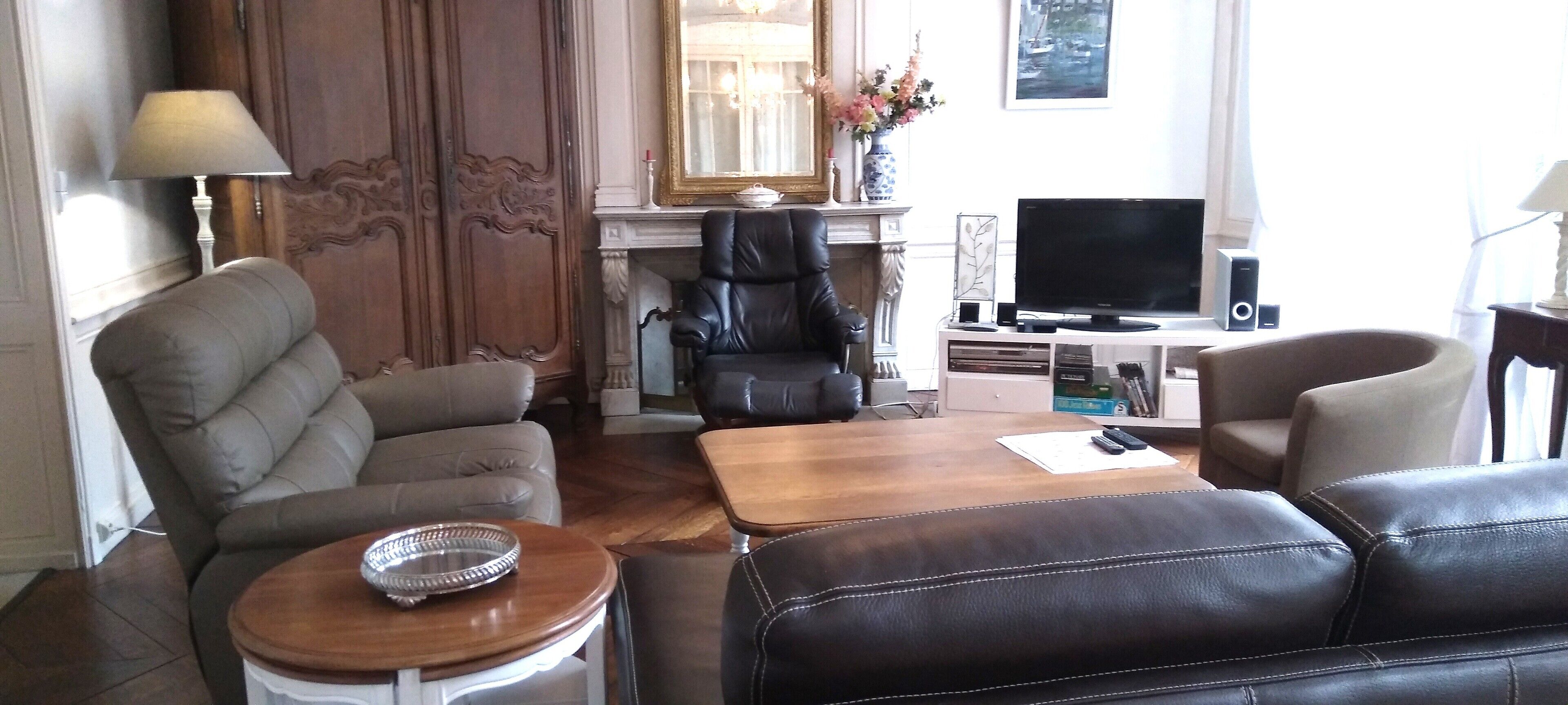 TV connectée, lecteur de DVD, chaîne hi-fi