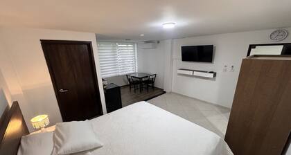 Cozy studio with WiFi and AC in fabulous Villanueva