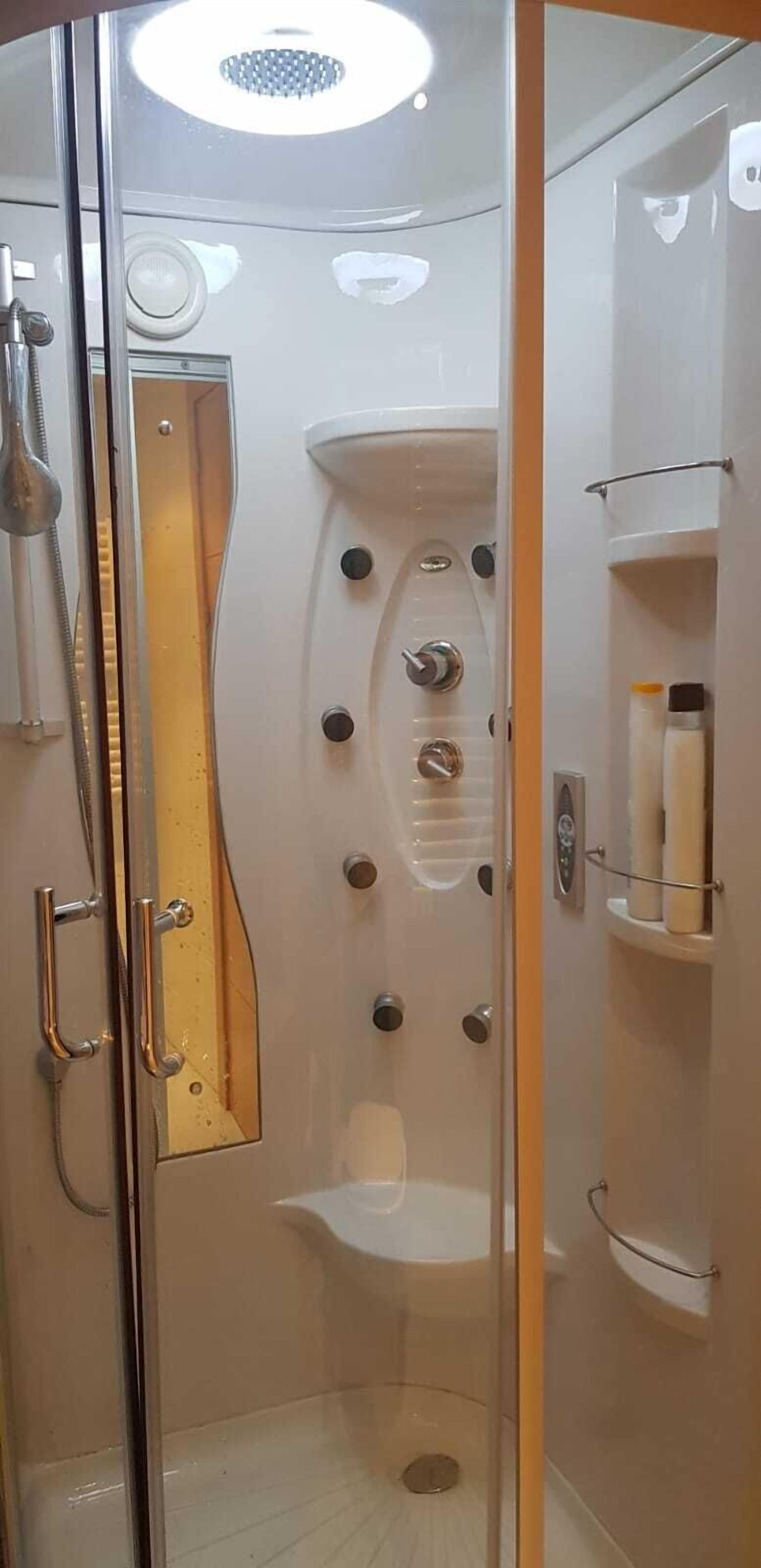 Gemeenschappelijke badkamer