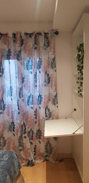 싱글룸, 공용 욕실 | 다리미/다리미판, 무료 WiFi