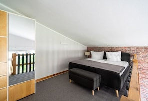 WiFi, bed sheets