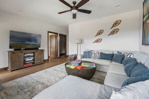 House, 5 Bedrooms | Living area - Aspen View Chalet 5 Bedroom Home (Fraser)