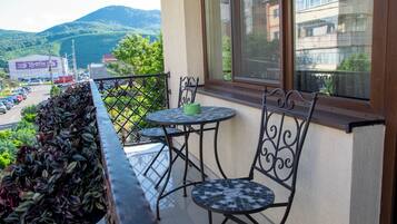 Appartamento, balcone, vista montagna | Vista balcone